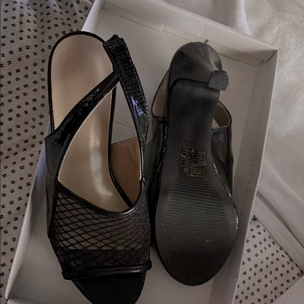 Elegant Black Women's Shoes